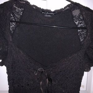 Black lacy stretchy top